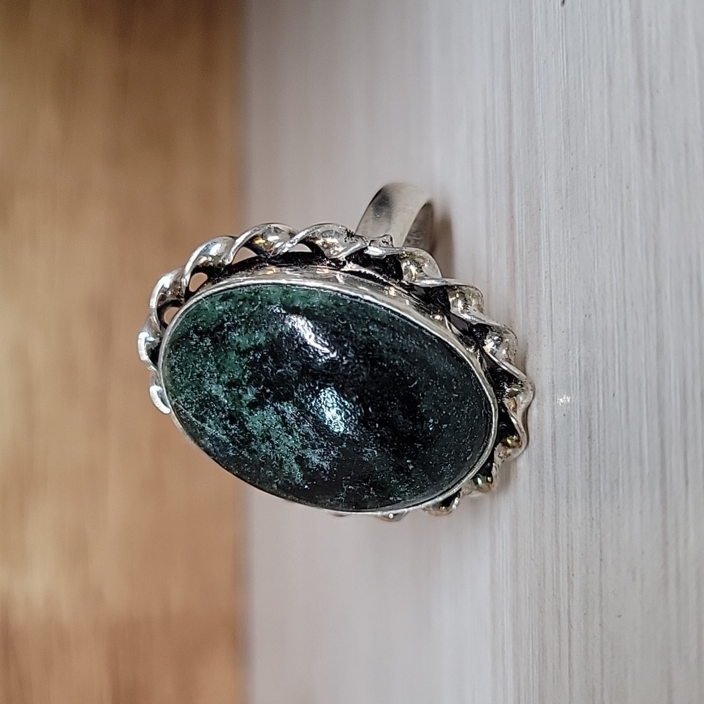 NATURAL AVENTURINE STERLING SILVER RING, SIZE 7